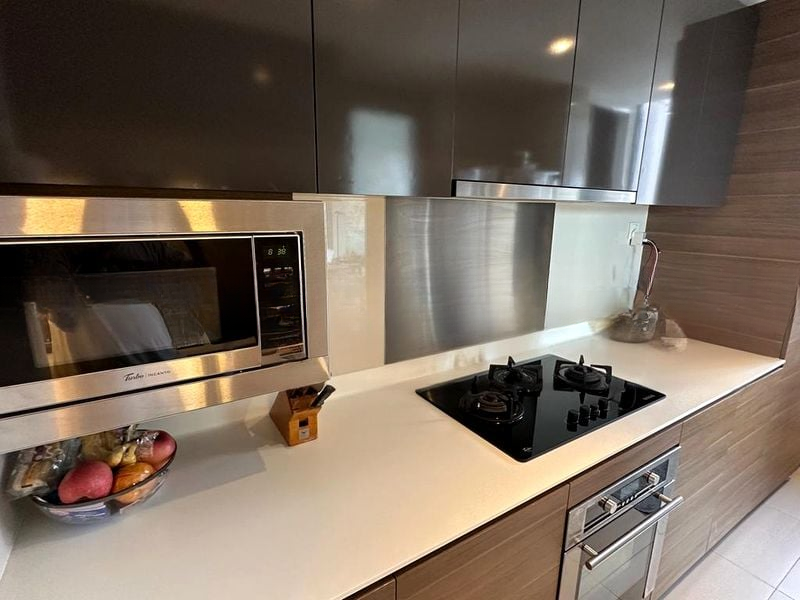 FORESQUE RESIDENCES 7