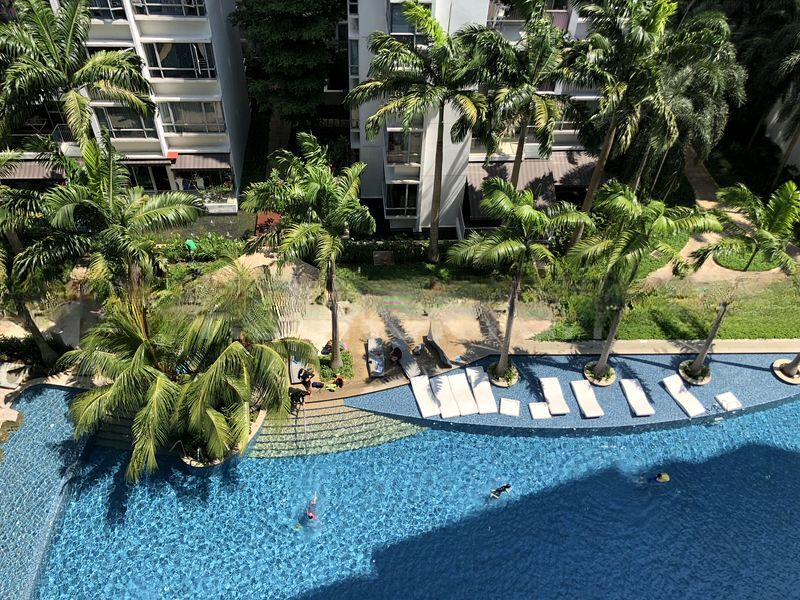 WATERFRONT KEY 13
