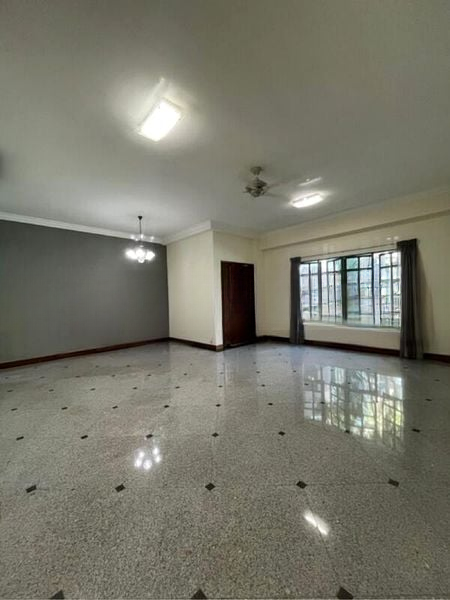 GOLD COAST CONDOMINIUM 10