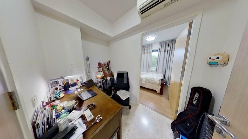 THE LAKEFRONT RESIDENCES 10