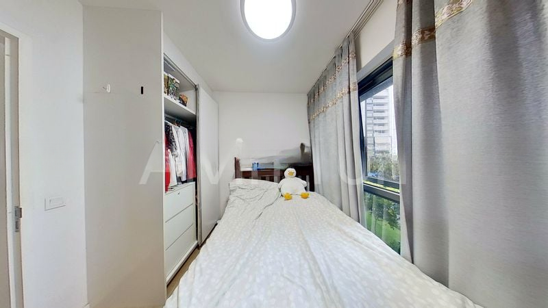 THE LAKEFRONT RESIDENCES 11