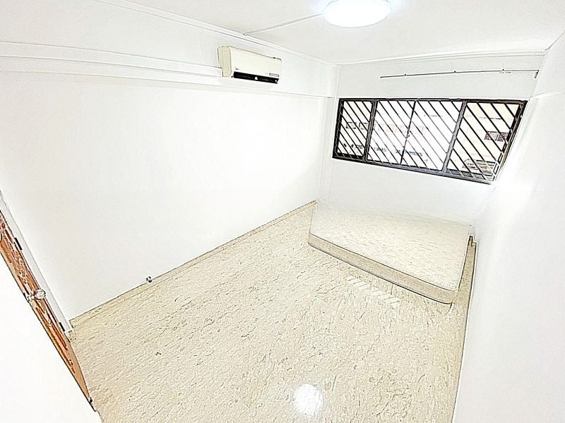 BT BATOK WEST AVE 6 4