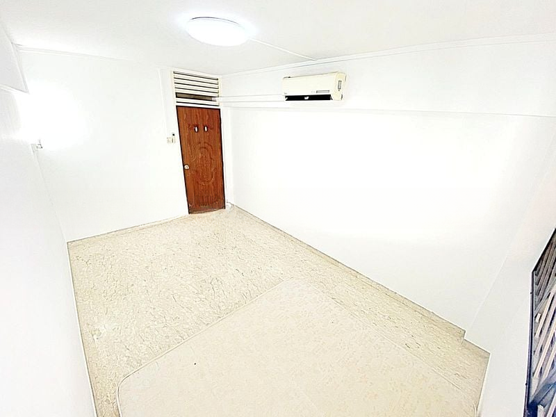 BT BATOK WEST AVE 6 8