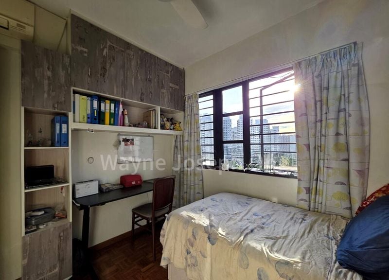 CENTRAL GREEN CONDOMINIUM 4