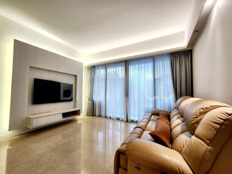 THOMSON GRAND 5