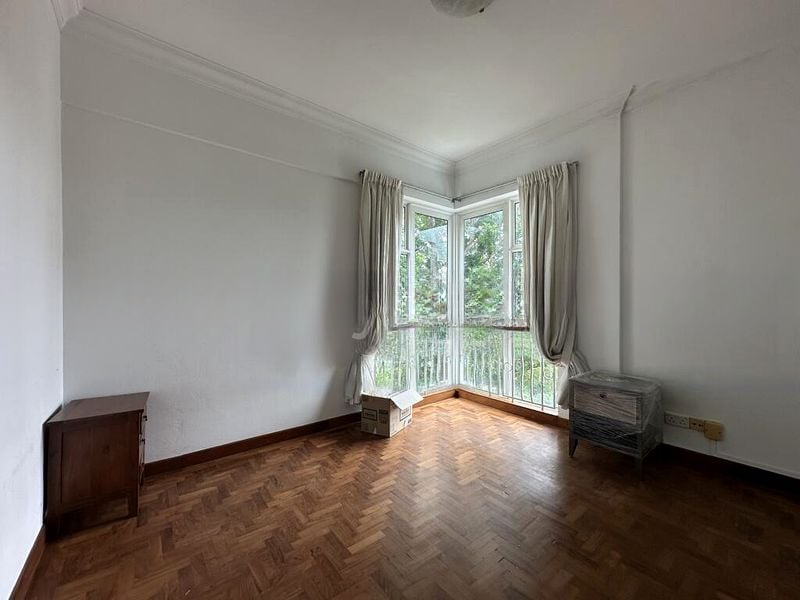 ROYAL PALM MANSIONS 9