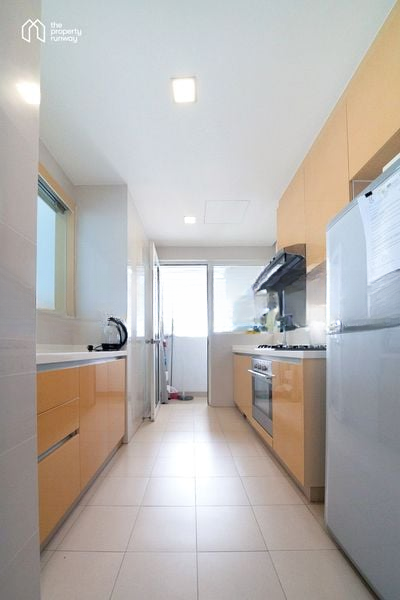 CITY SQUARE RESIDENCES 4