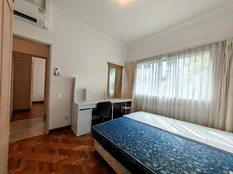 ROYAL PALM MANSIONS 12