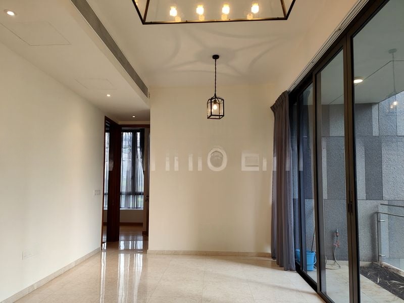 ONE BALMORAL 7