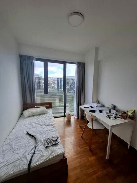 ESPARINA RESIDENCES 13