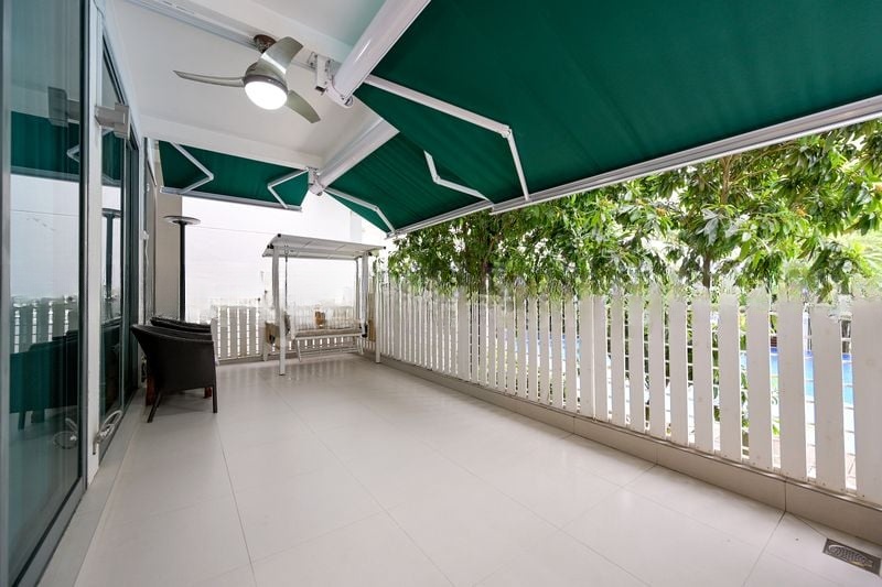 WATERMARK ROBERTSON QUAY 4