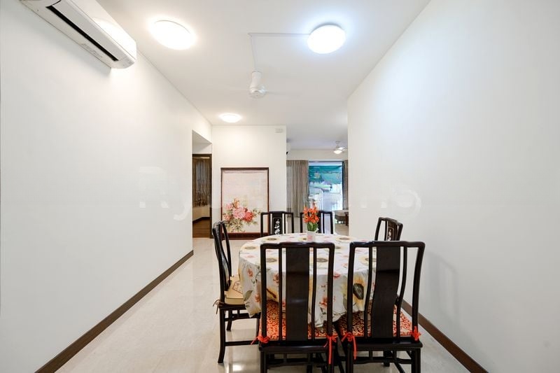 WATERMARK ROBERTSON QUAY 11