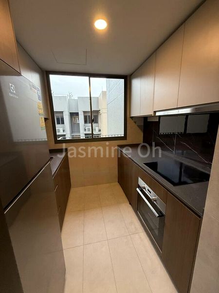 THE WATERGARDENS AT CANBERRA 13