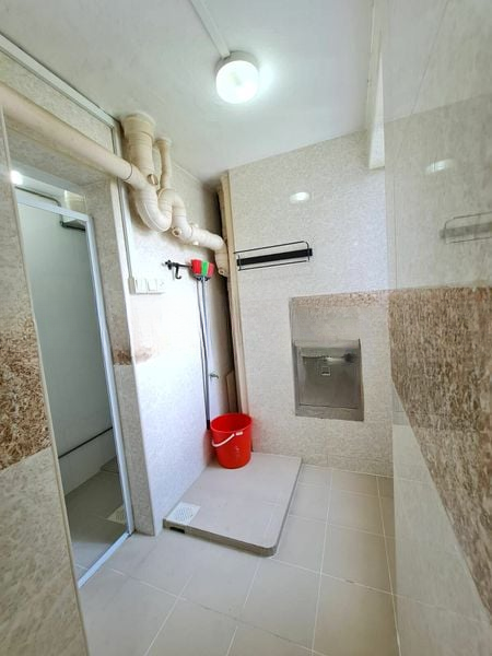 SPOTTISWOODE PARK 10