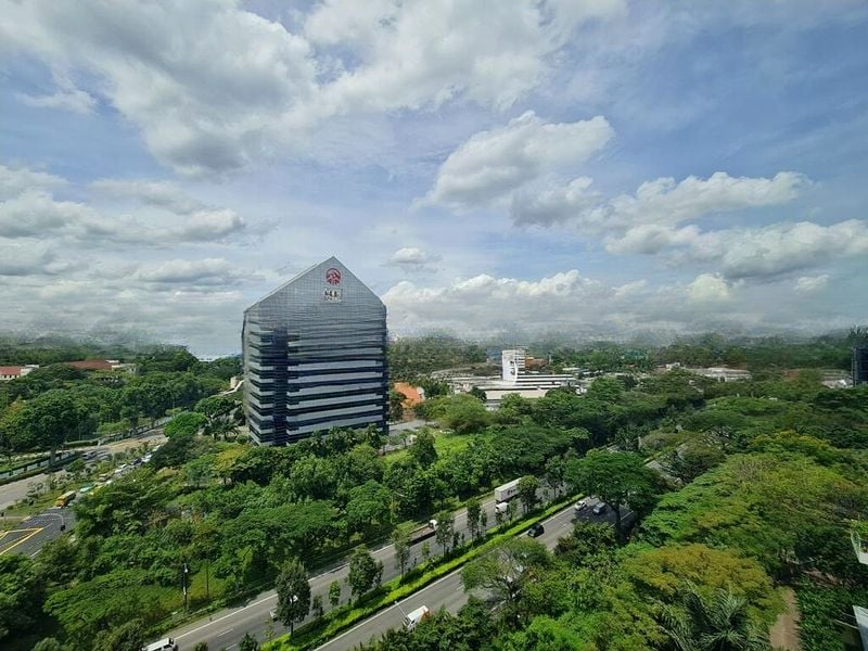 THE INTERLACE 10