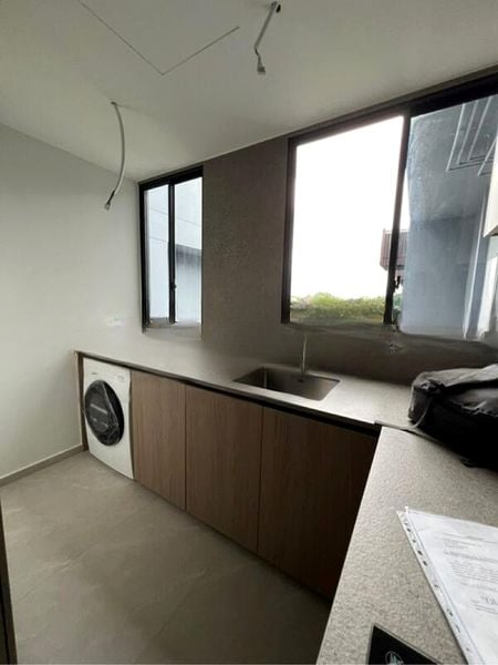 KI RESIDENCES AT BROOKVALE 4