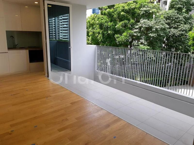 THE PEAK @ CAIRNHILL II 10