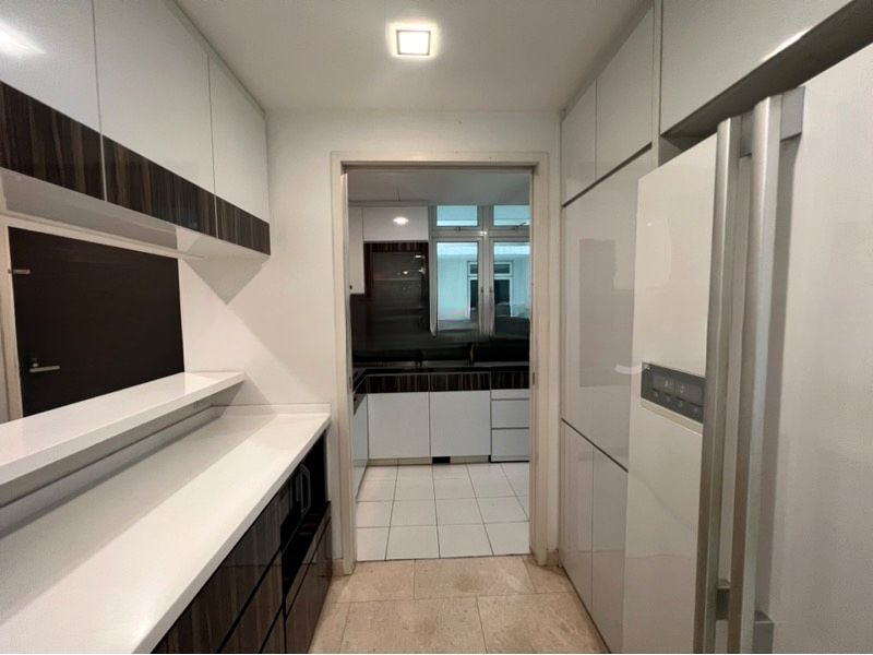 MONTEREY PARK CONDOMINIUM 4