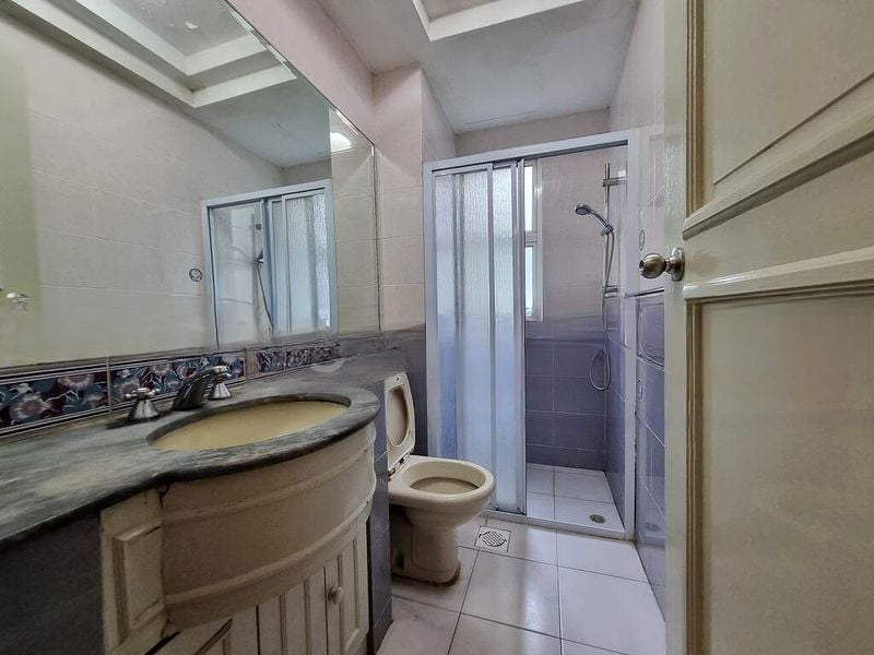 ROYAL PALM MANSIONS 6