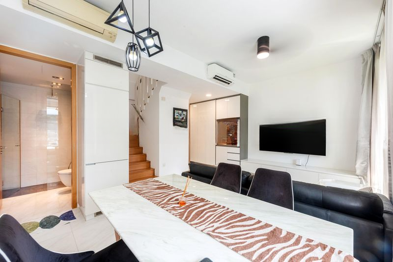 RV RESIDENCES 4