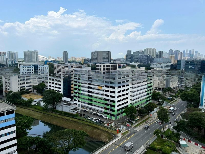 EIGHT RIVERSUITES 9