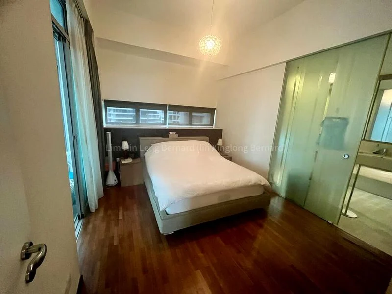 COASTLINE RESIDENCES 4