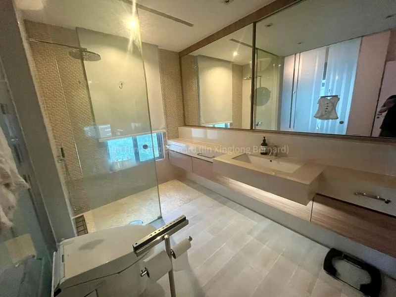 COASTLINE RESIDENCES 5