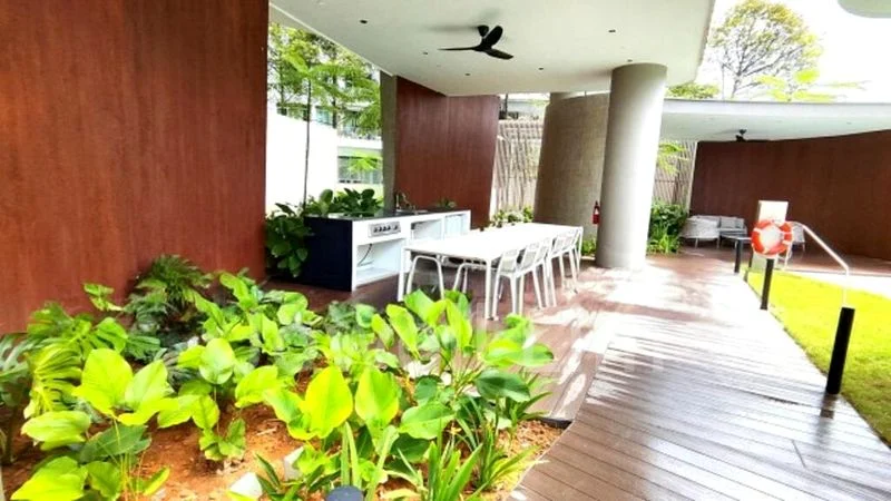 COASTLINE RESIDENCES 2