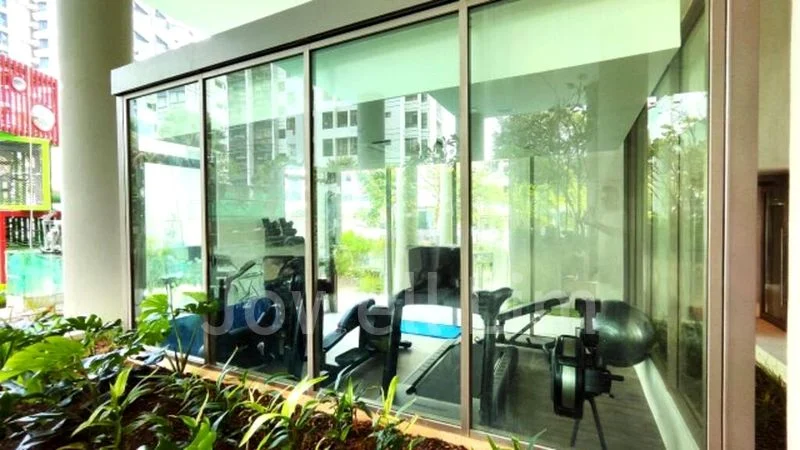 COASTLINE RESIDENCES 5