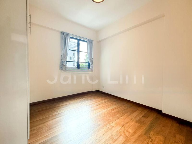 KELLETT COURT 15