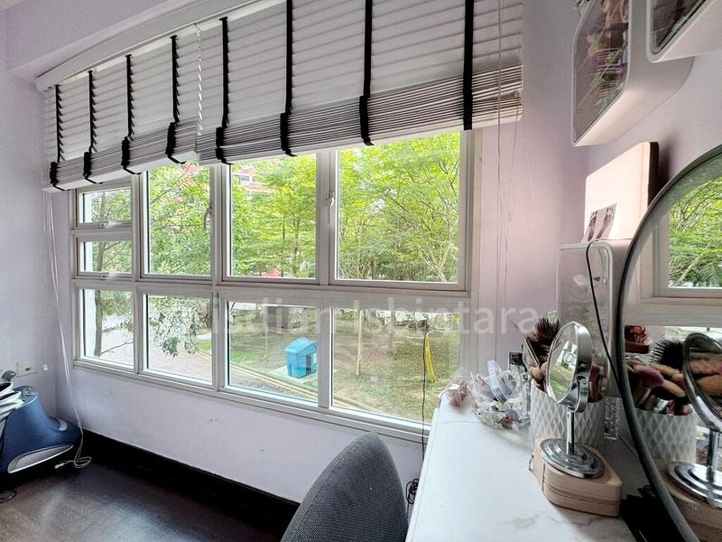 BT BATOK WEST AVE 6 4