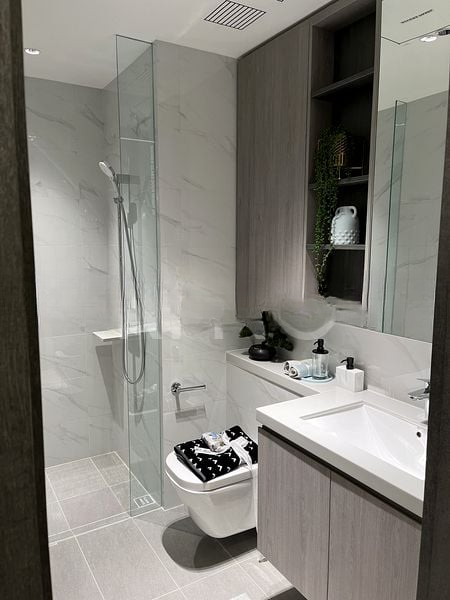 THE LAKEGARDEN RESIDENCES 4