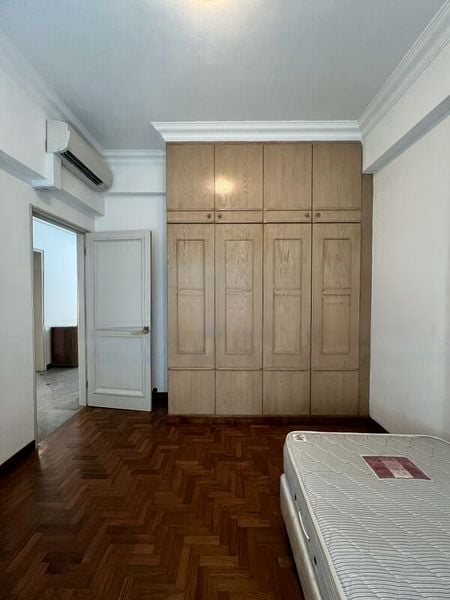 ROYAL PALM MANSIONS 12