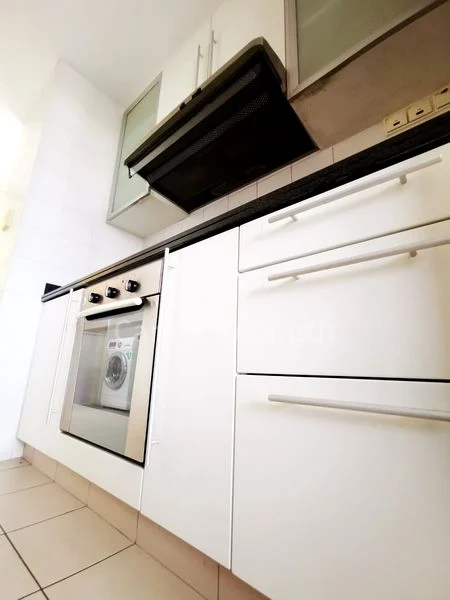 GOLDENHILL PARK CONDOMINIUM 8