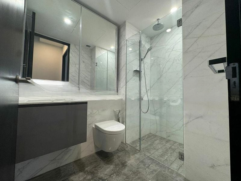 MIDTOWN BAY 4