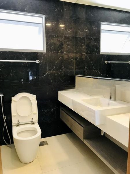 THE SHORE RESIDENCES 2