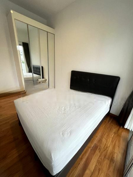 RV SUITES 12