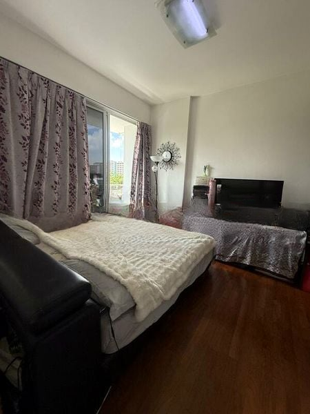 THE PARC CONDOMINIUM 5