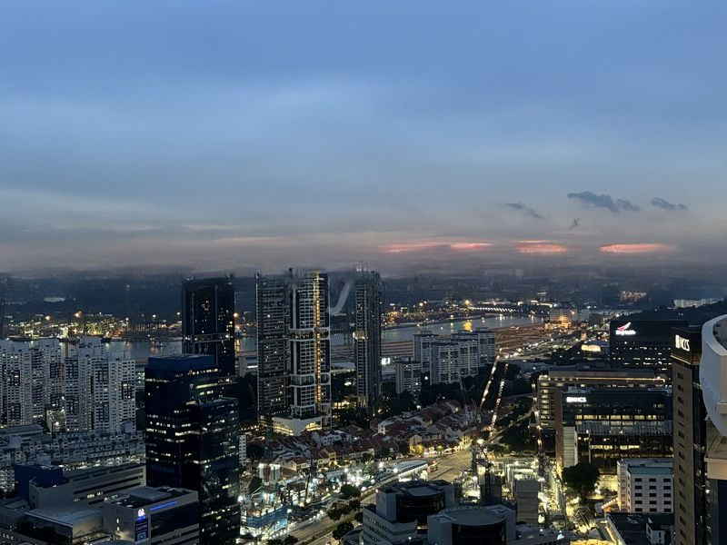 ONE PEARL BANK 10