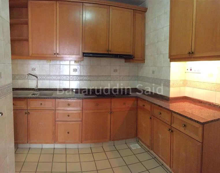 SHERWOOD CONDOMINIUM 10