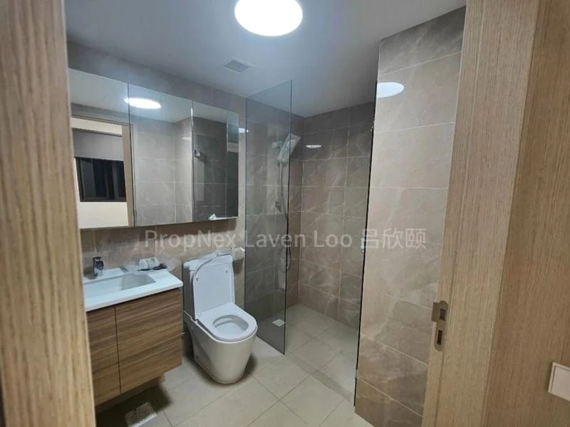 TREASURE AT TAMPINES 5