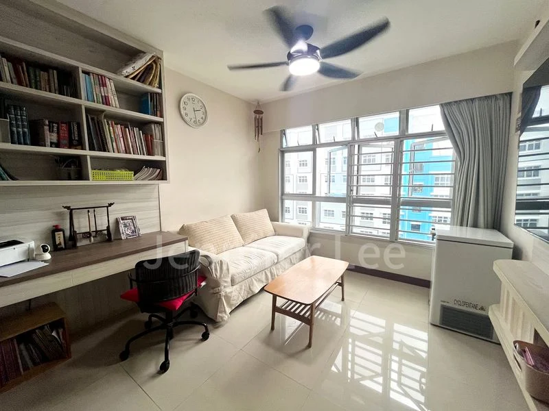 TAMPINES AVE 8 2