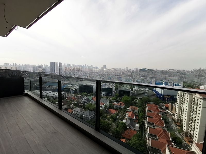 STIRLING RESIDENCES 9