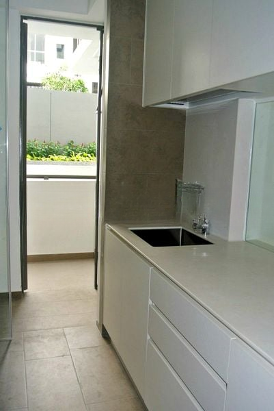 STRATUM 12