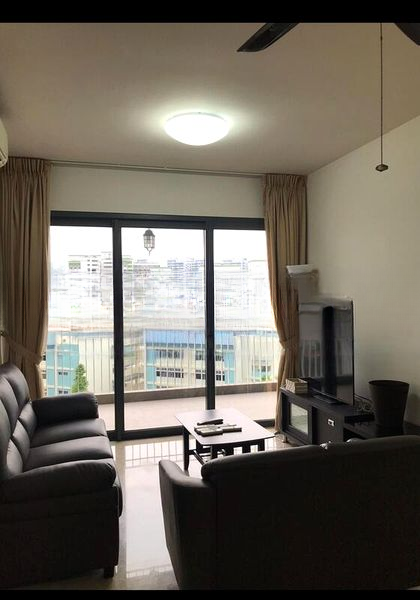 THE LAKEFRONT RESIDENCES 7