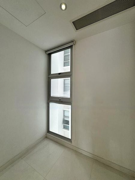 CAIRNHILL RESIDENCES 4