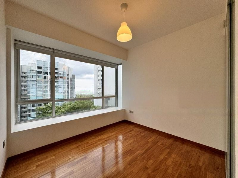 CAIRNHILL RESIDENCES 14