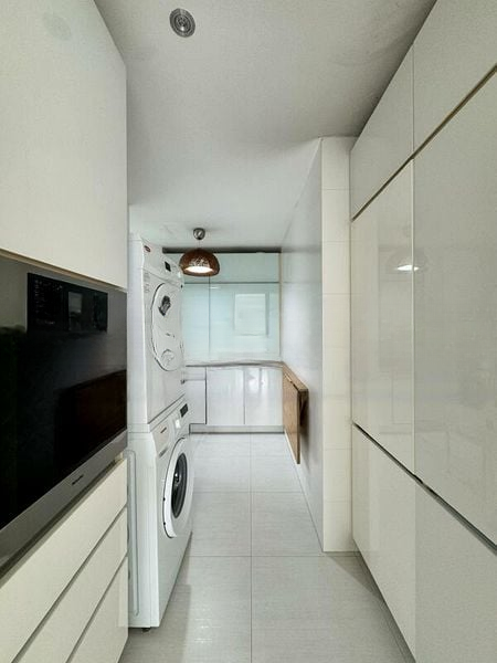 CAIRNHILL RESIDENCES 13