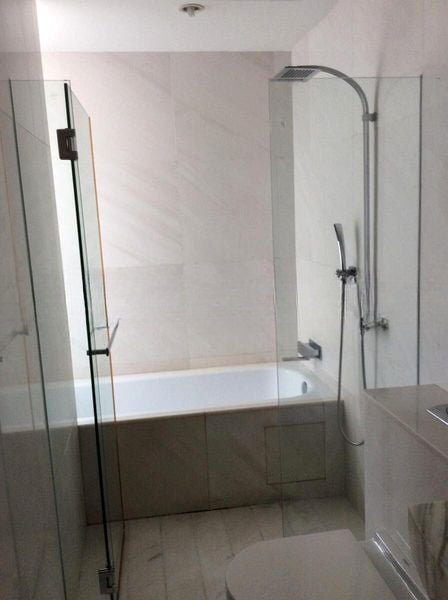 CAIRNHILL RESIDENCES 6