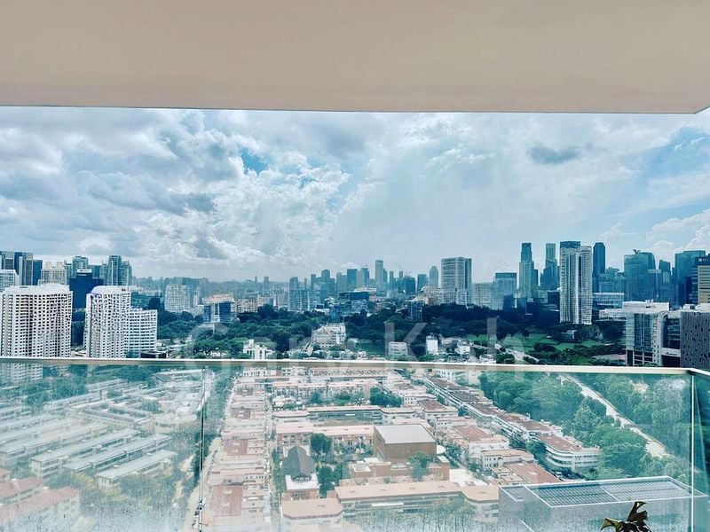 THE REGENCY AT TIONG BAHRU 7